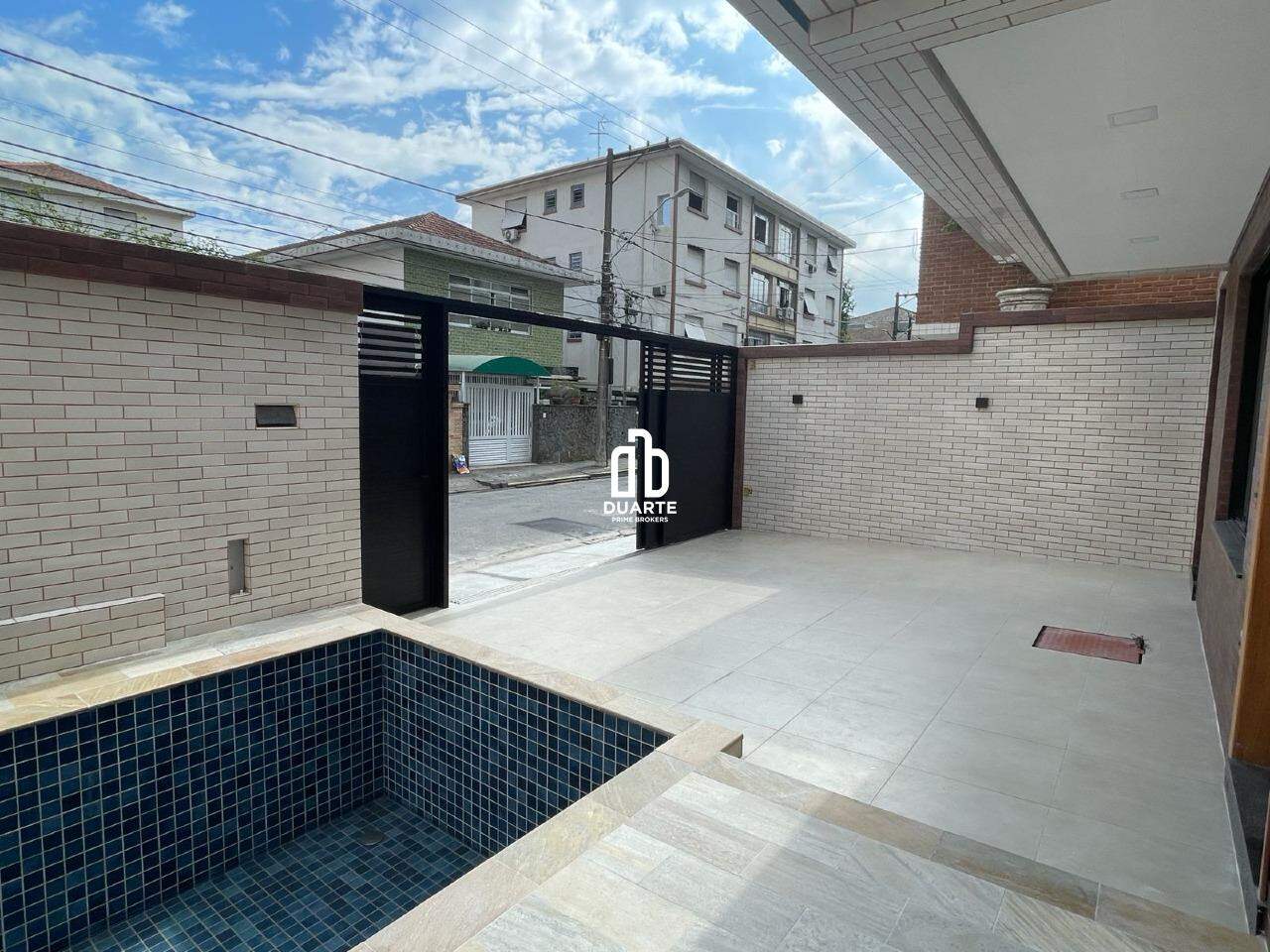 Casa à venda no PONTA DA PRAIA: 