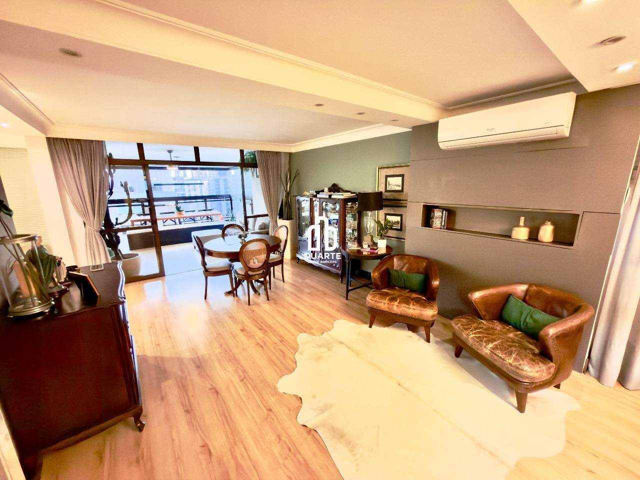 Apartamento à venda no BOQUEIRÃO: 