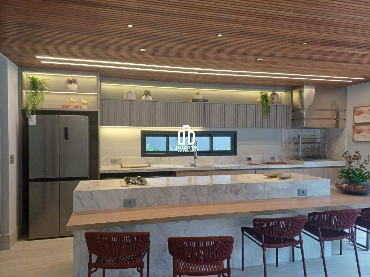 Casa Triplex à venda no RIVIERA DE SÃO LOURENÇO: 