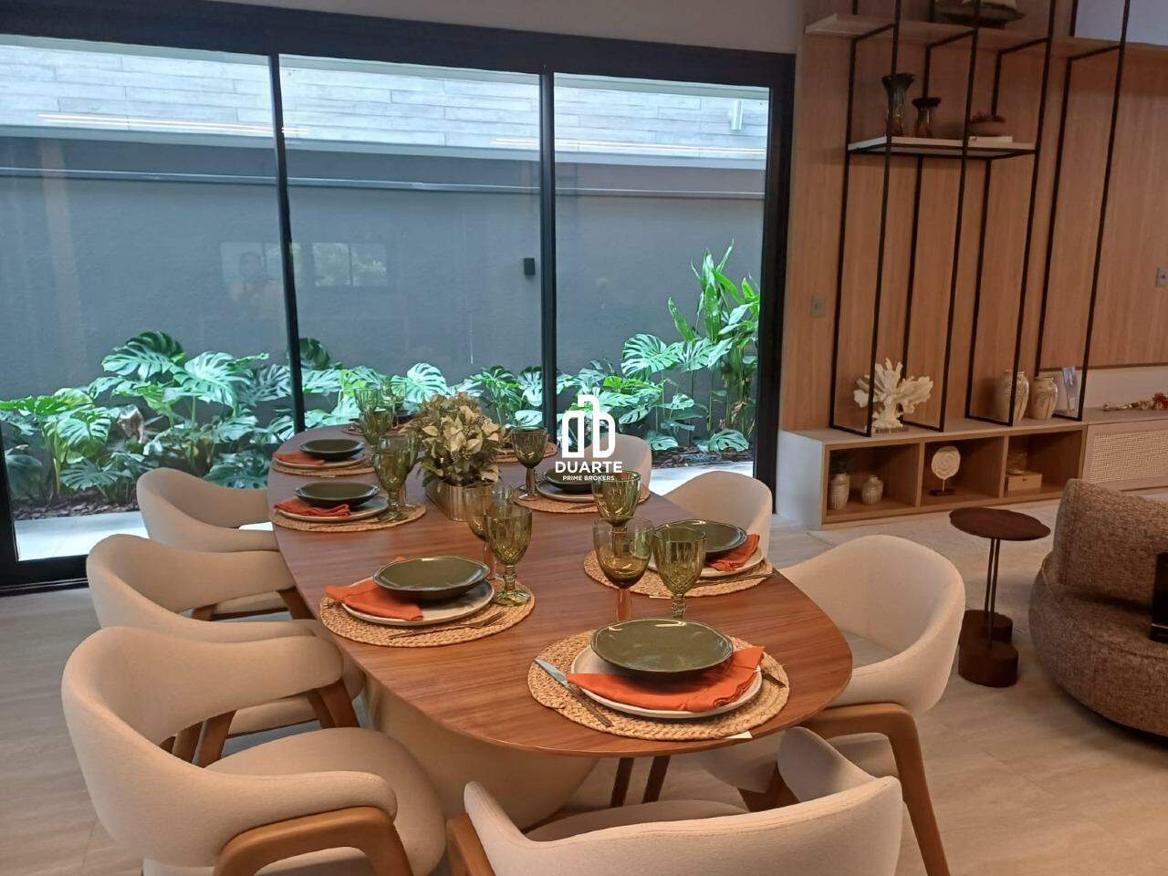 Casa Triplex à venda no RIVIERA DE SÃO LOURENÇO: 