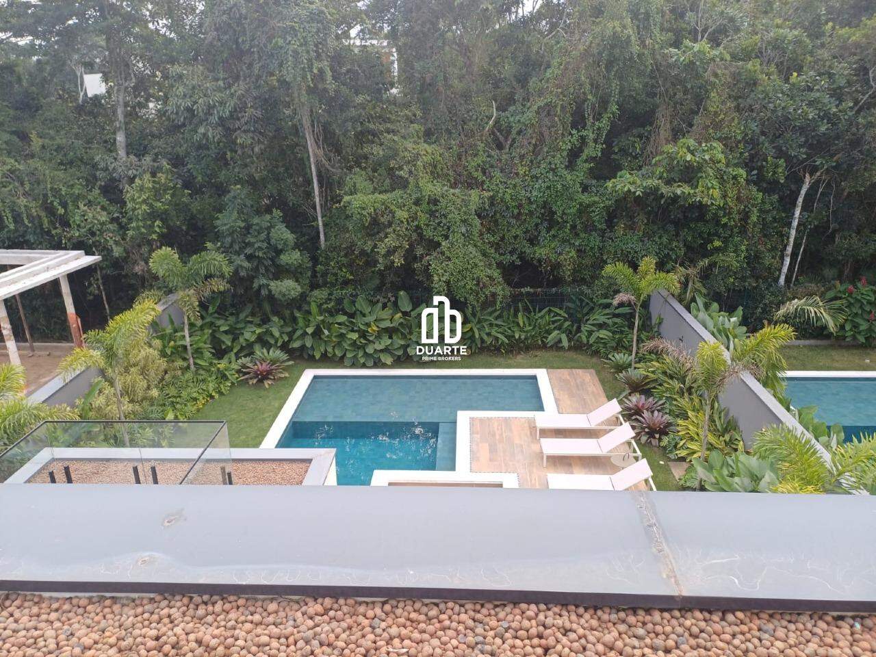 Casa Triplex à venda no RIVIERA DE SÃO LOURENÇO: 