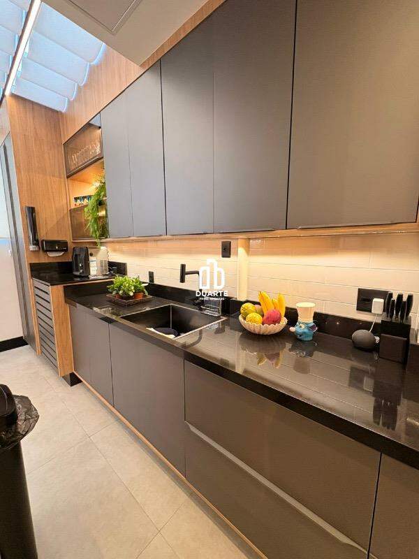 Apartamento à venda no MARAPÉ: 