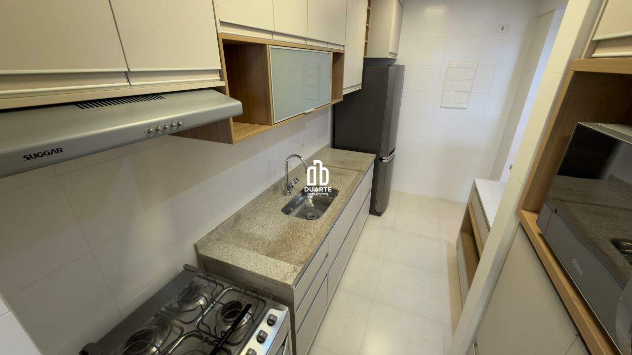 Apartamento à venda no MARAPÉ: 