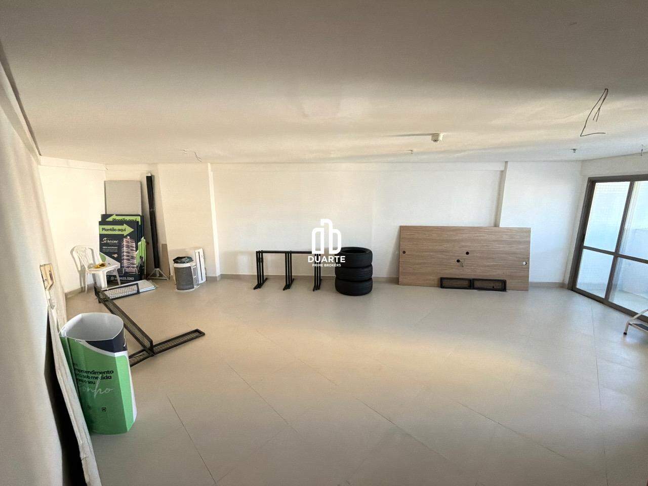 Sala para aluguel no MARAPÉ: 