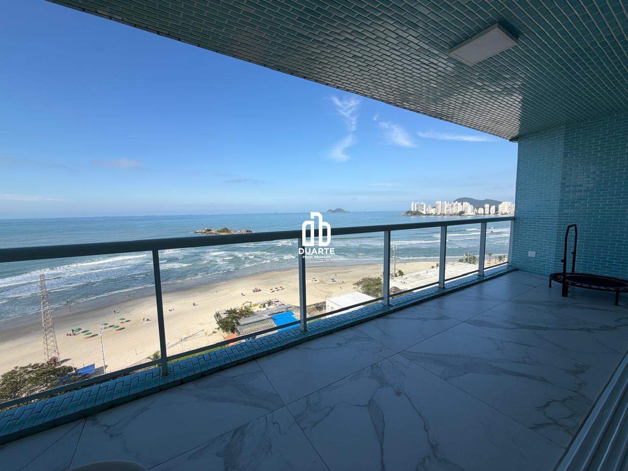 Apartamento à venda no PITANGUEIRAS: 