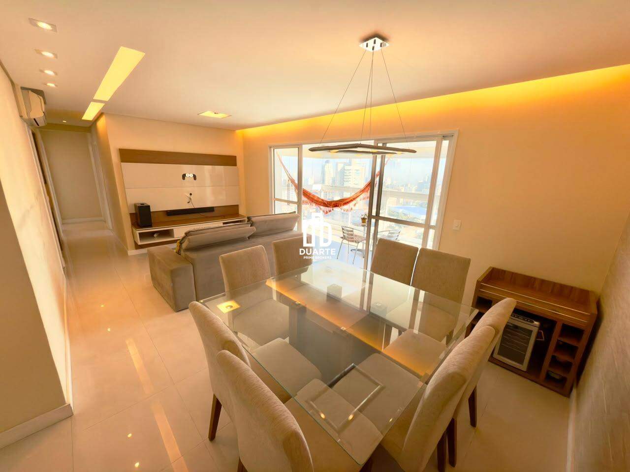 Apartamento à venda no PONTA DA PRAIA: 