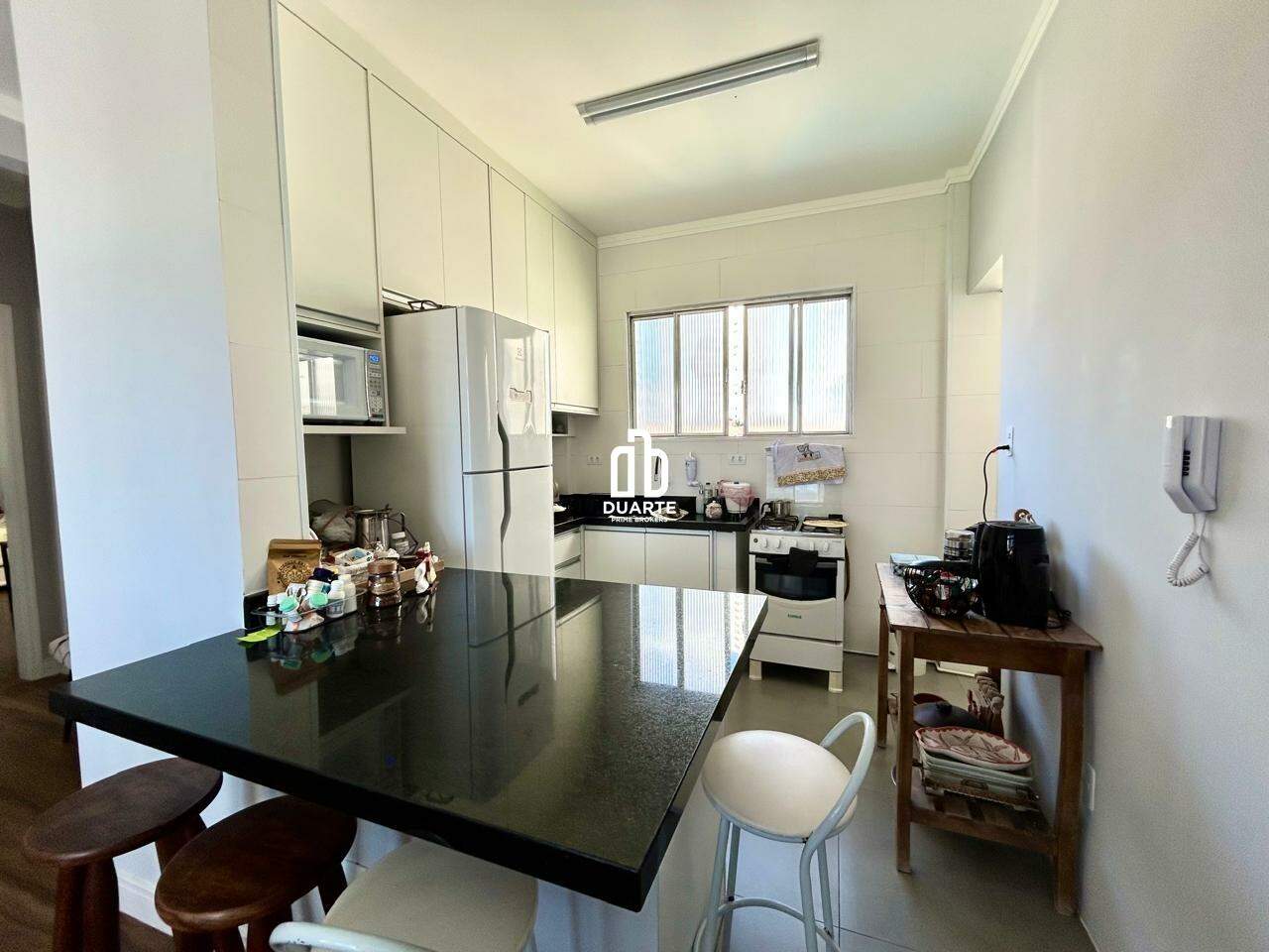 Apartamento à venda no PONTA DA PRAIA: 