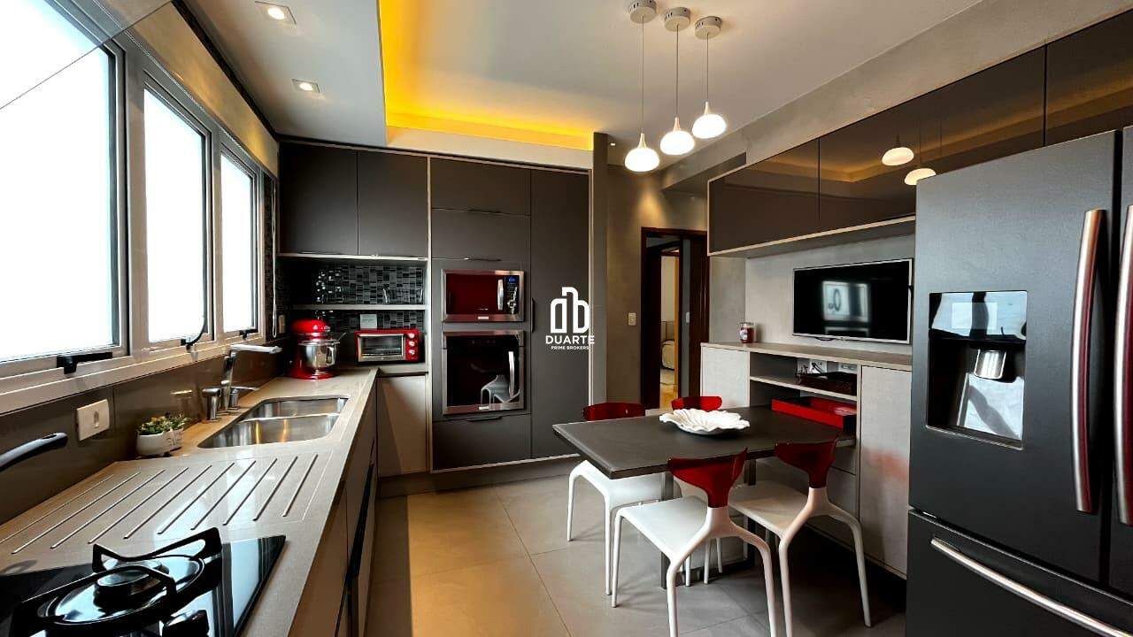 Apartamento à venda no BOQUEIRÃO: 