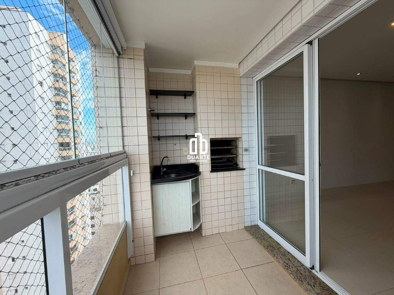 Apartamento à venda no PONTA DA PRAIA: 