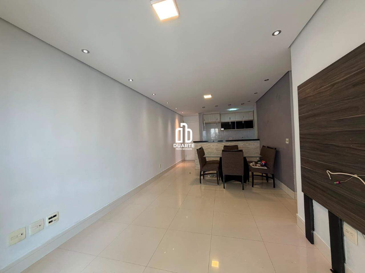Apartamento à venda no PONTA DA PRAIA: 
