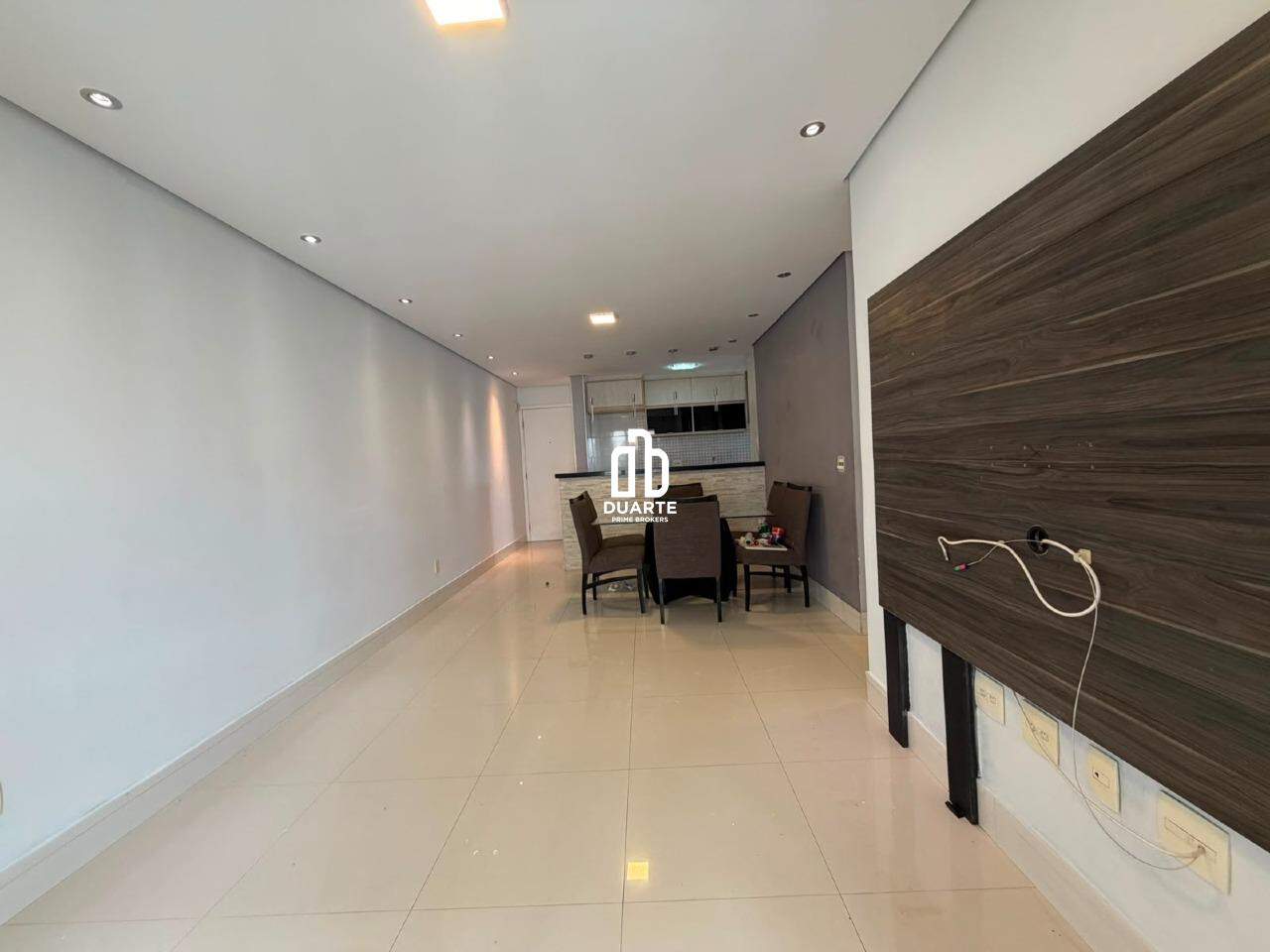 Apartamento à venda no PONTA DA PRAIA: 