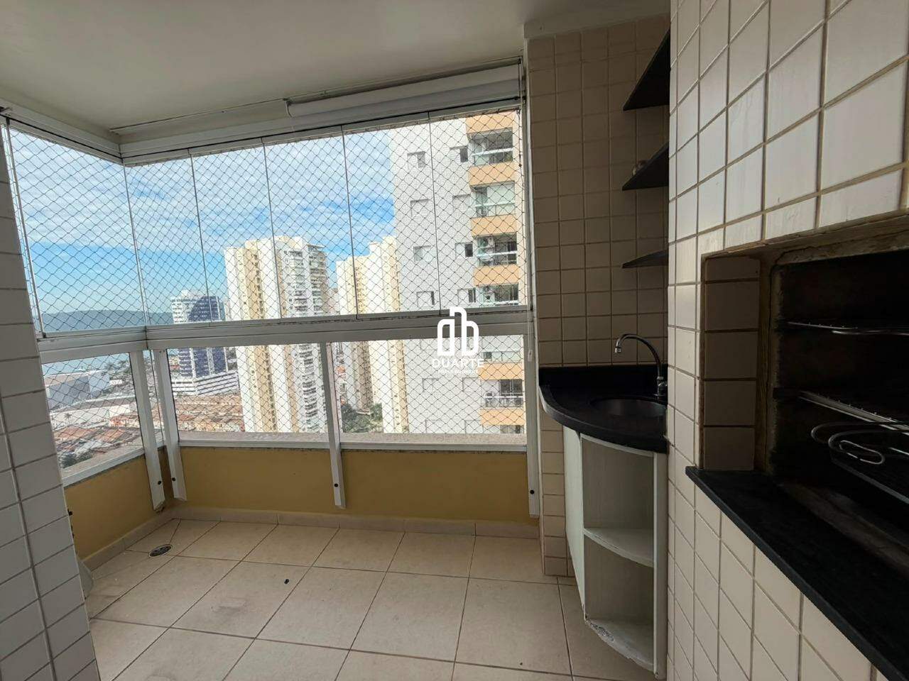 Apartamento à venda no PONTA DA PRAIA: 