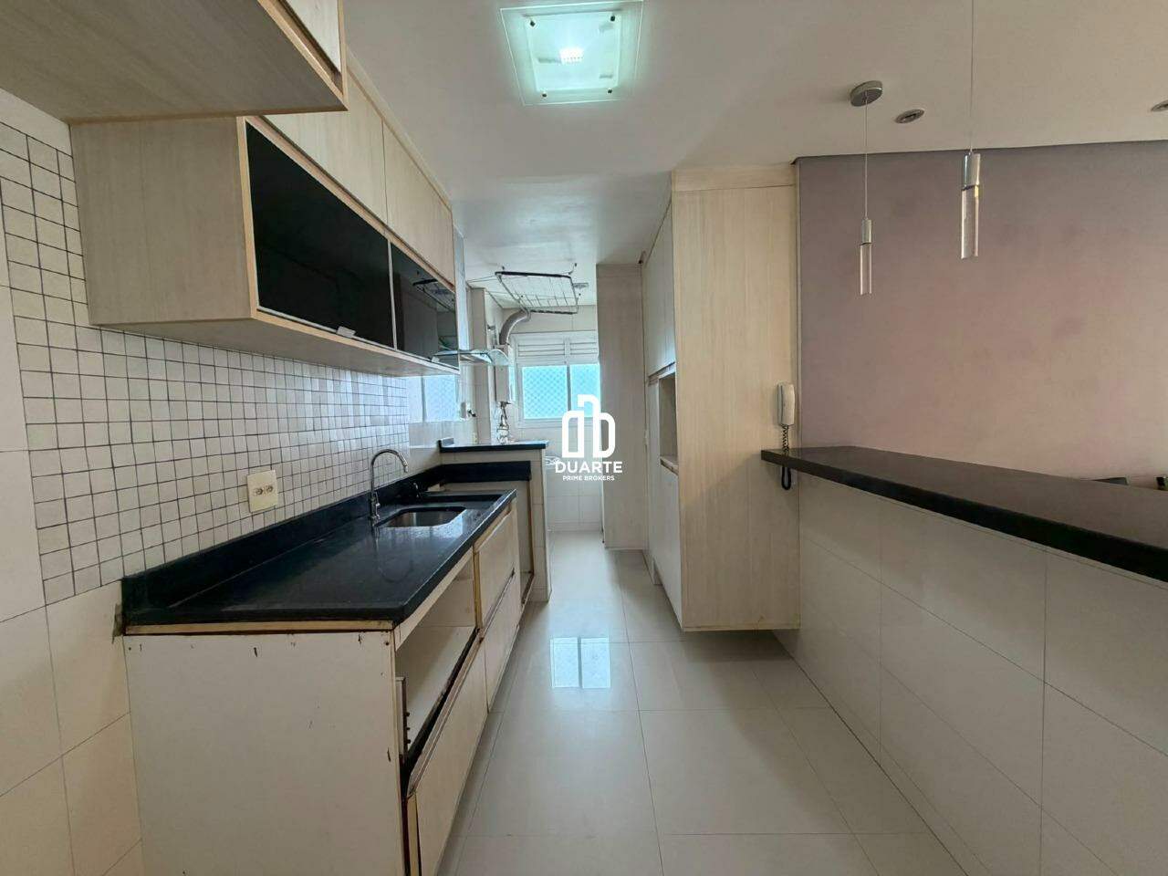 Apartamento à venda no PONTA DA PRAIA: 
