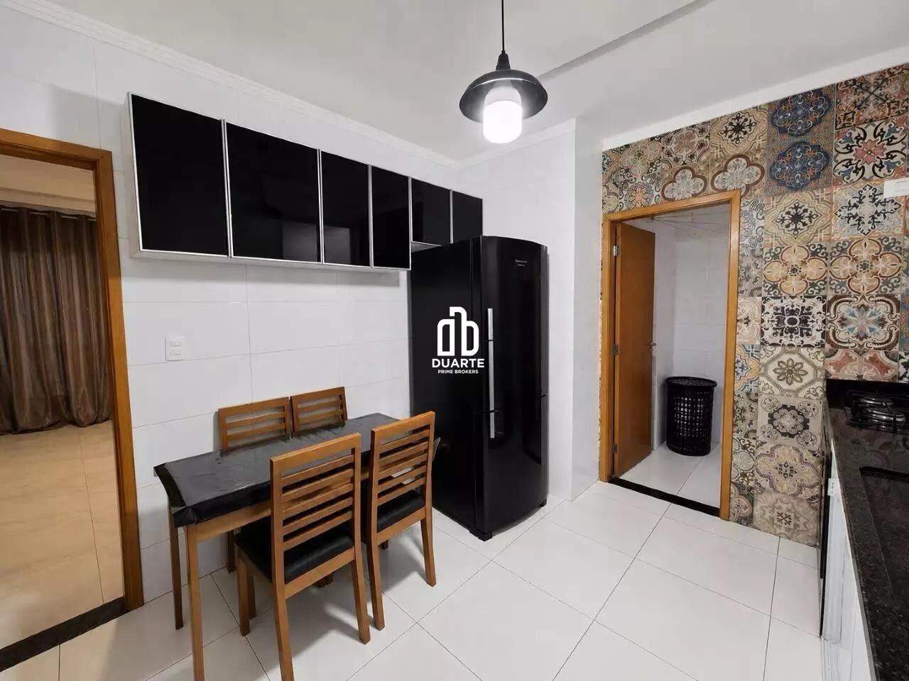 Casa Sobreposta Alta à venda no VILA MATHIAS: 