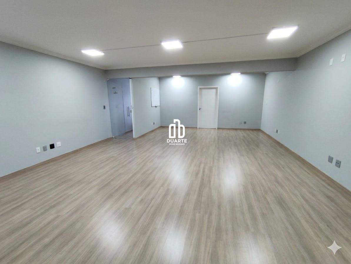 Sala à venda no VILA MATHIAS: 