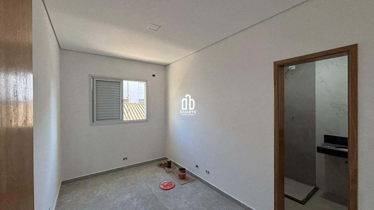 Casa Sobreposta Alta à venda no EMBARE: 