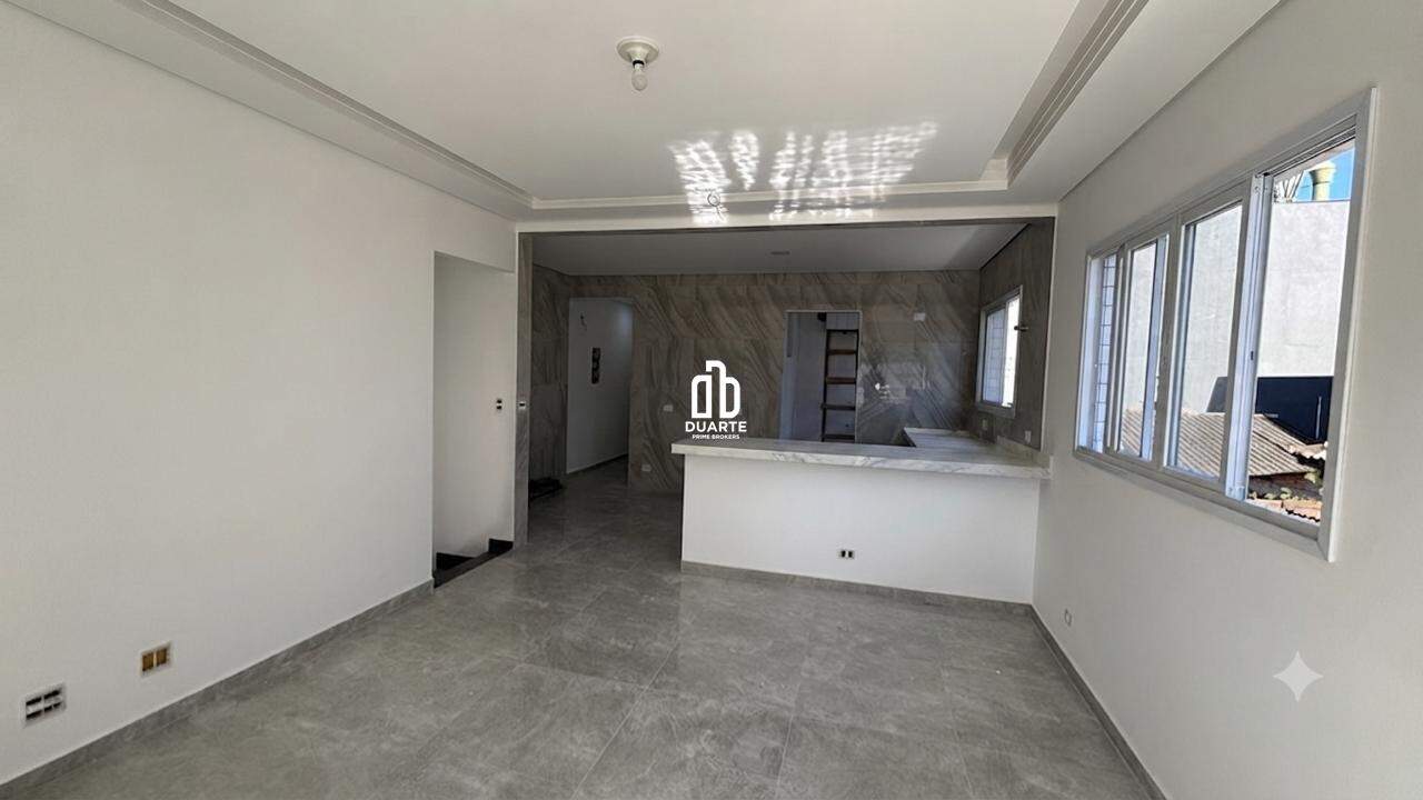 Casa Sobreposta Alta à venda no EMBARE: 