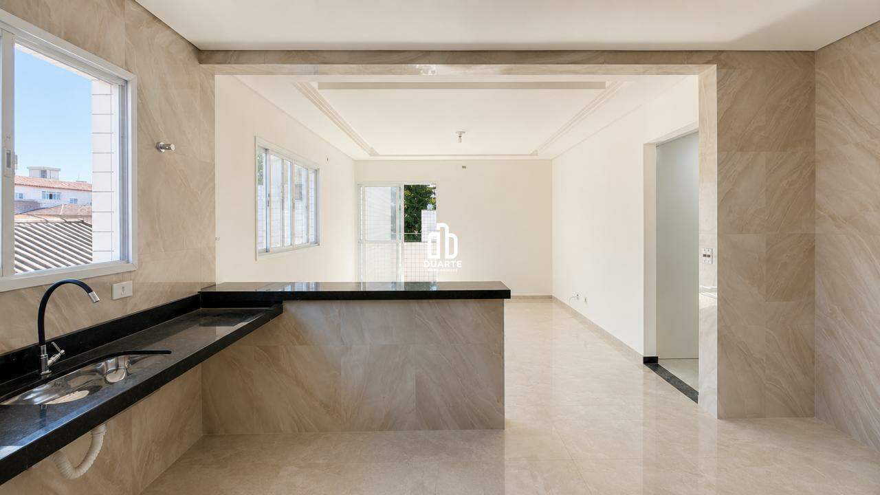 Casa Sobreposta Alta à venda no EMBARE: 