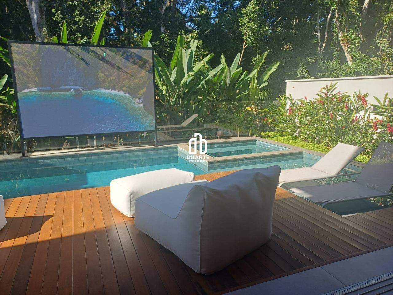 Casa à venda no RIVIERA: 