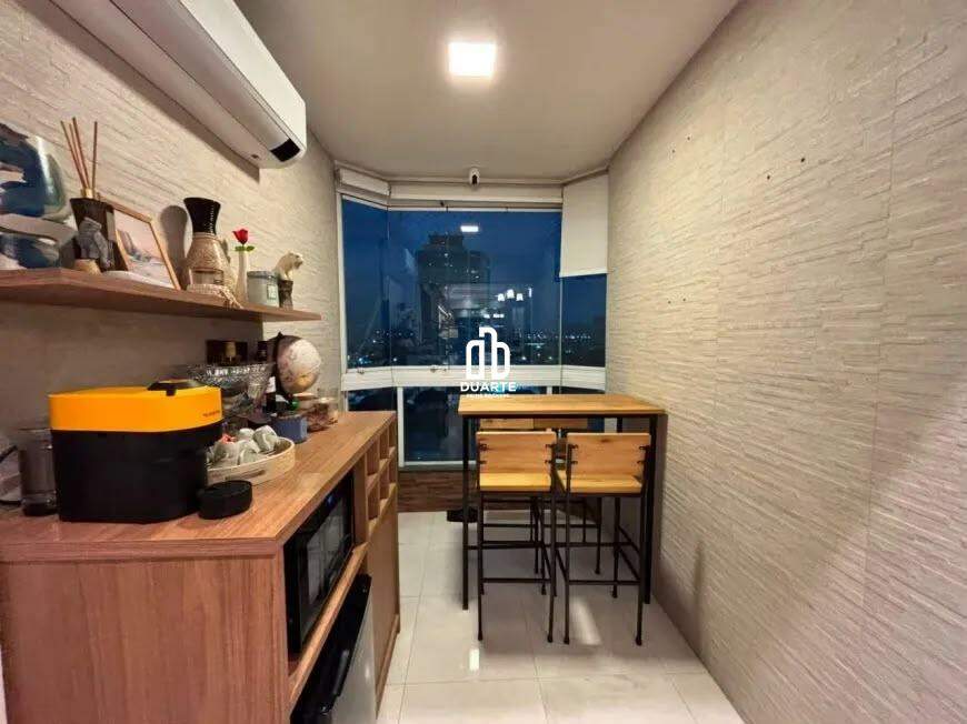 Apartamento à venda no ENCRUZILHADA: 