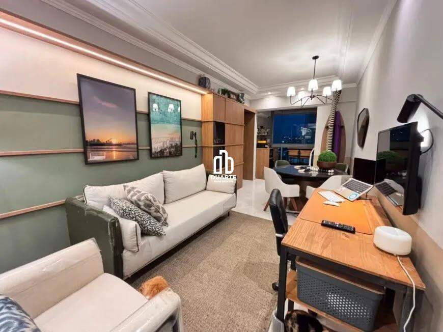 Apartamento à venda no ENCRUZILHADA: 