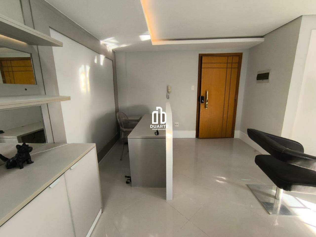 Sala para aluguel no MARAPÉ: 