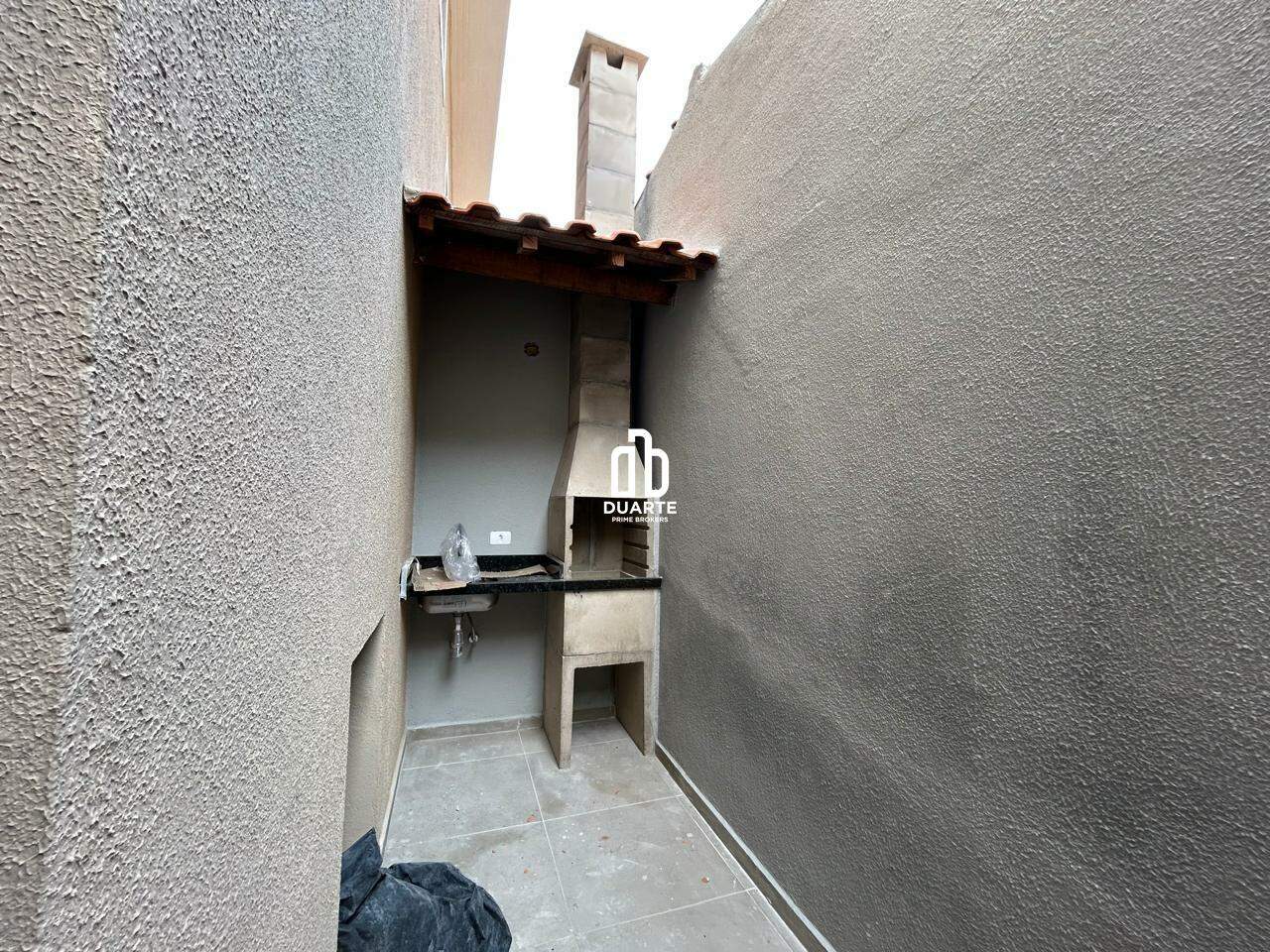Casa à venda no MARAPÉ: 