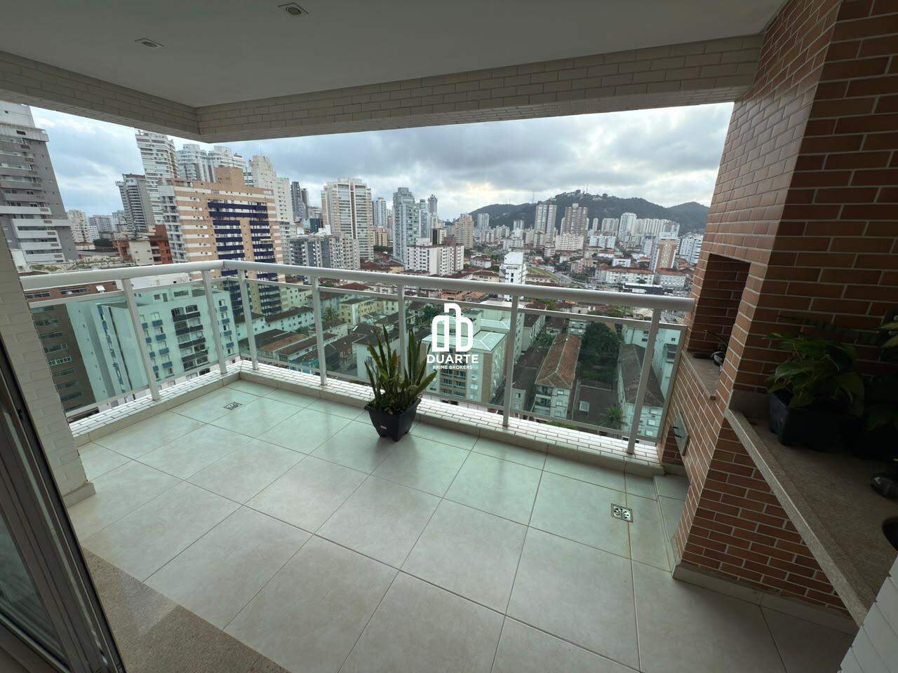 Apartamento à venda no GONZAGA: 