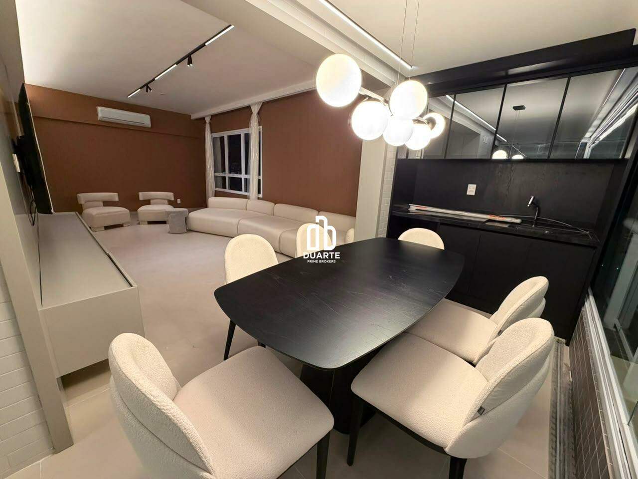Apartamento à venda no BOQUEIRÃO: 
