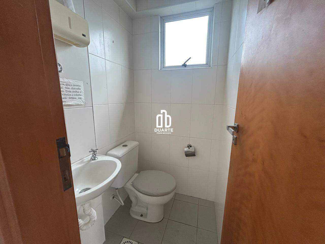 Sala à venda no EMBARE: 