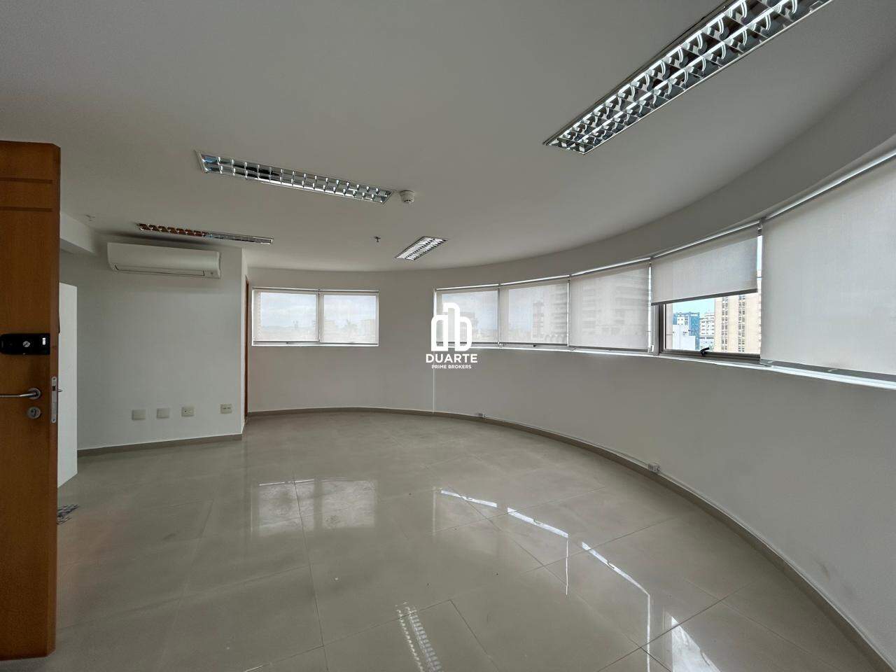 Sala para aluguel no MARAPÉ: 