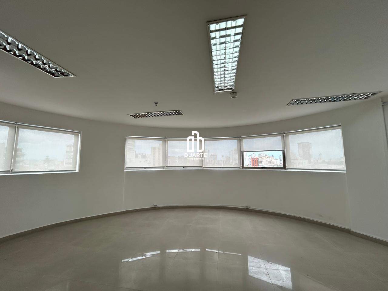 Sala para aluguel no MARAPÉ: 