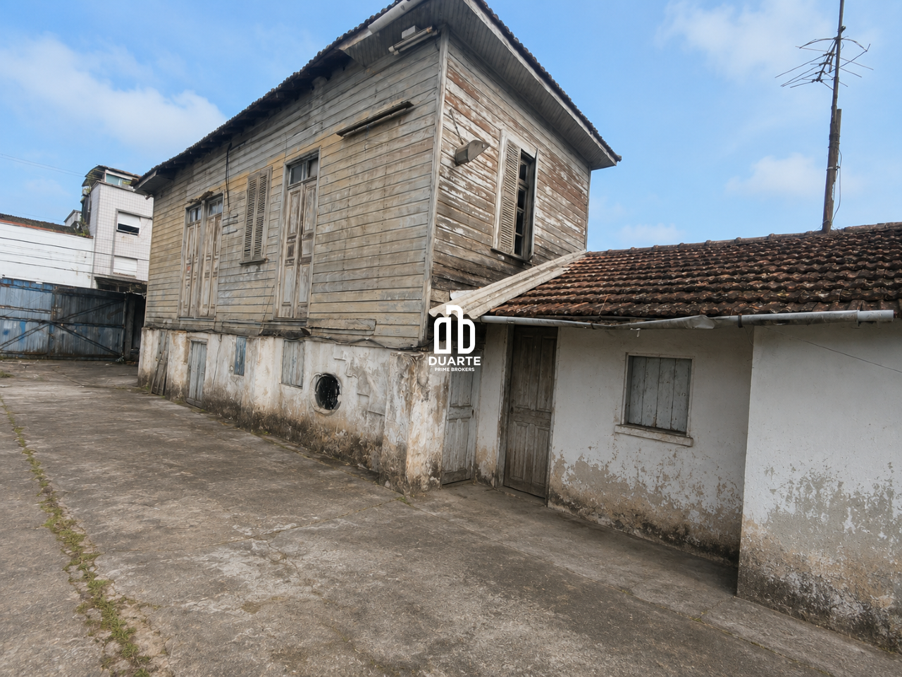 Terreno à venda no MACUCO: 