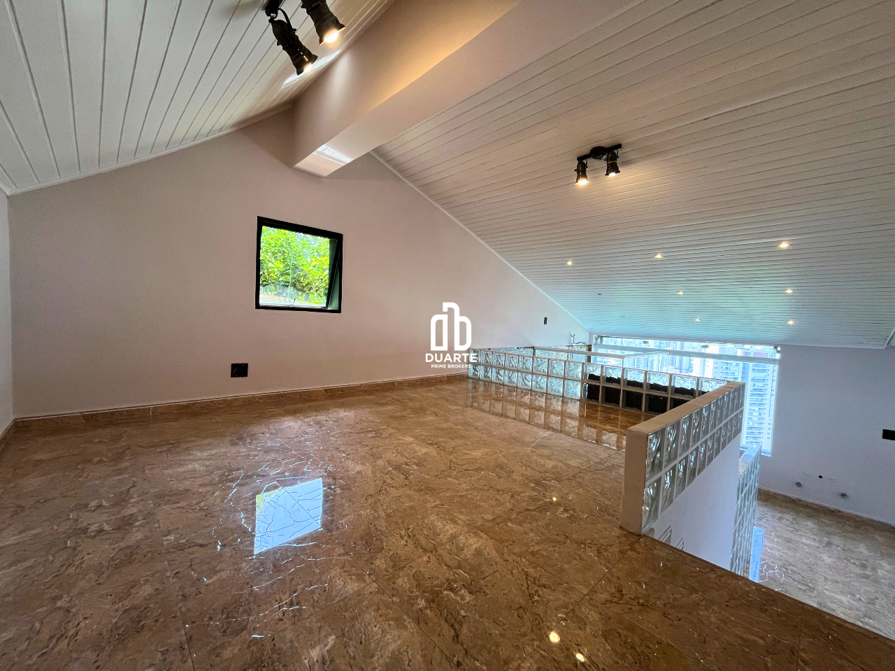 Casa à venda no MORRO SANTA TEREZINHA: 