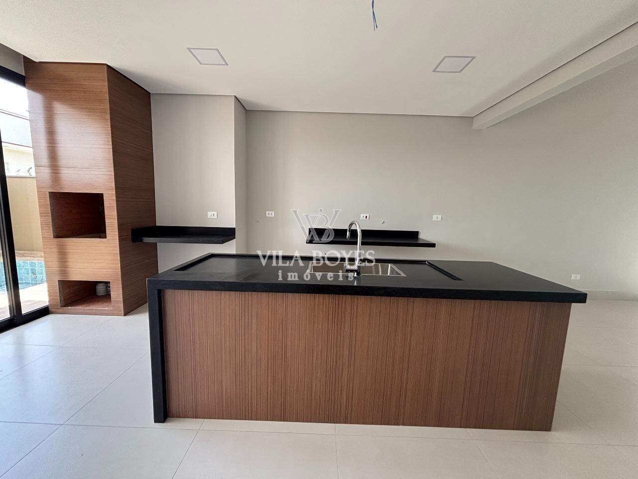 Casa em condomínio à venda no Santa Rosa: 