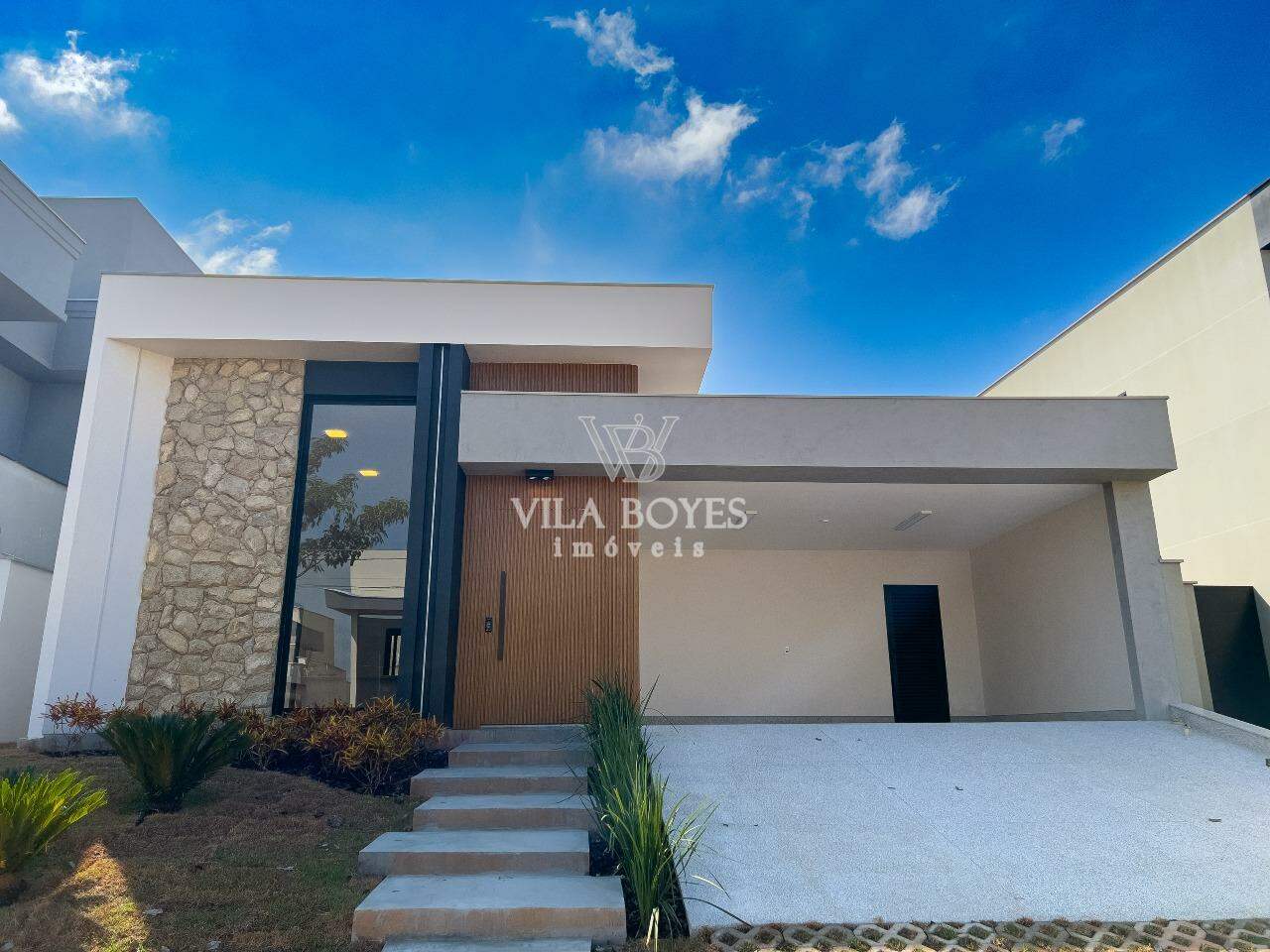 Casa em condomínio à venda no Santa Rosa: 