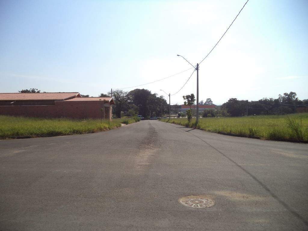 Terreno à venda no Santa Terezinha: 