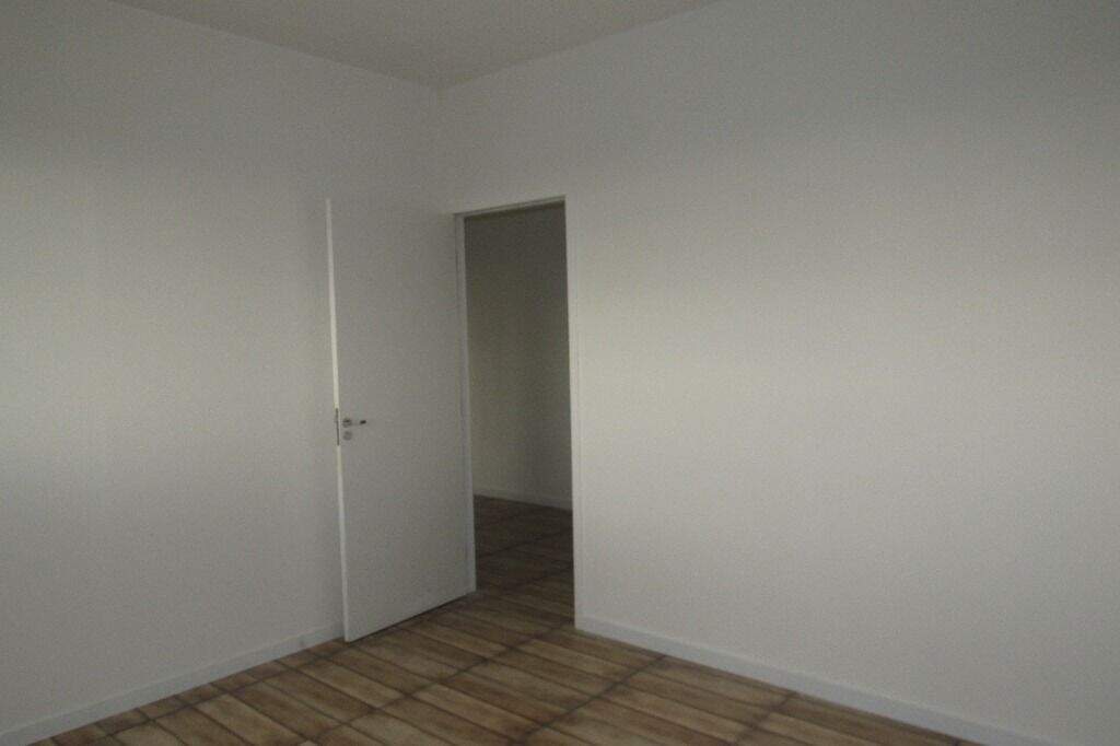 Sala para aluguel no Capim Fino: 