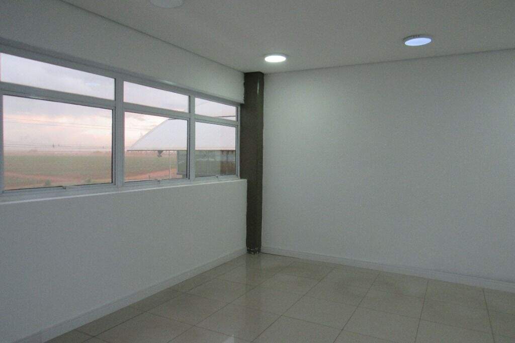 Sala para aluguel no Capim Fino: 
