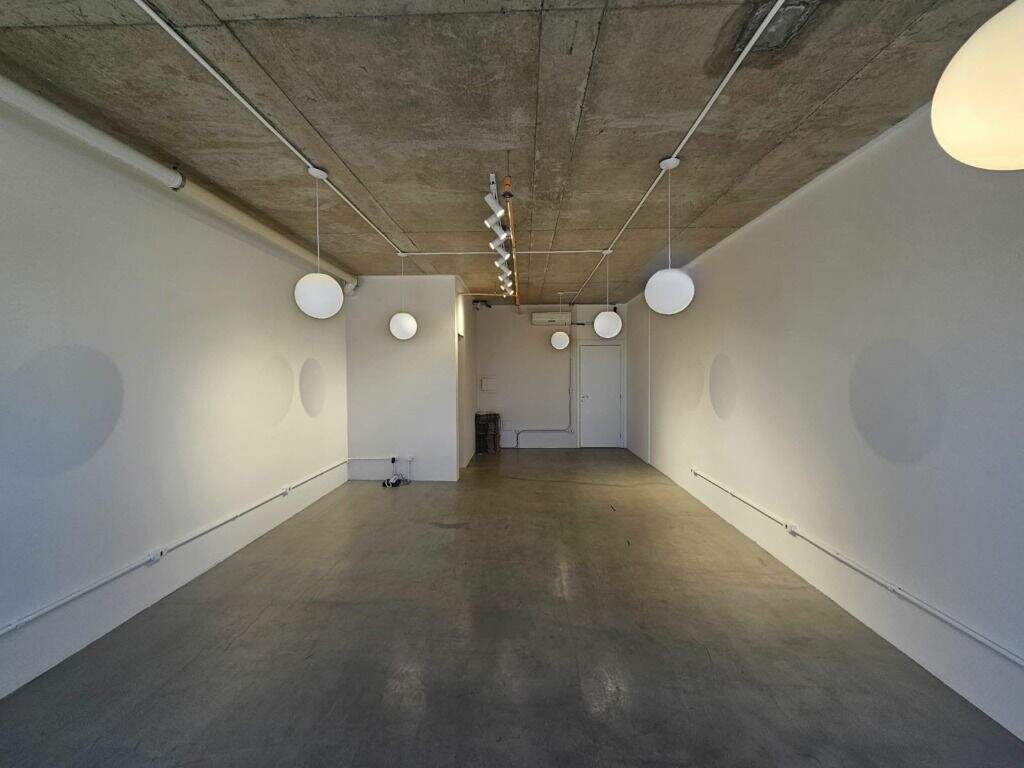 Sala para aluguel no Alemães: 