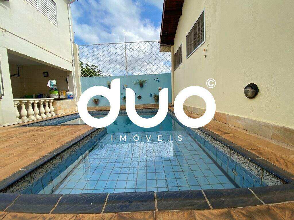 Casa à venda no Alto: 