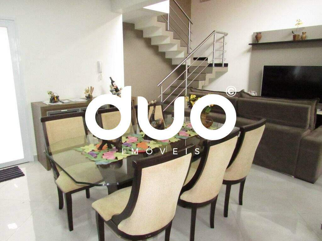 Casa à venda no Alto: 
