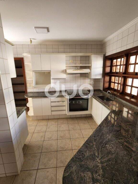 Casa, 3 quartos, 295 m² - Foto 13