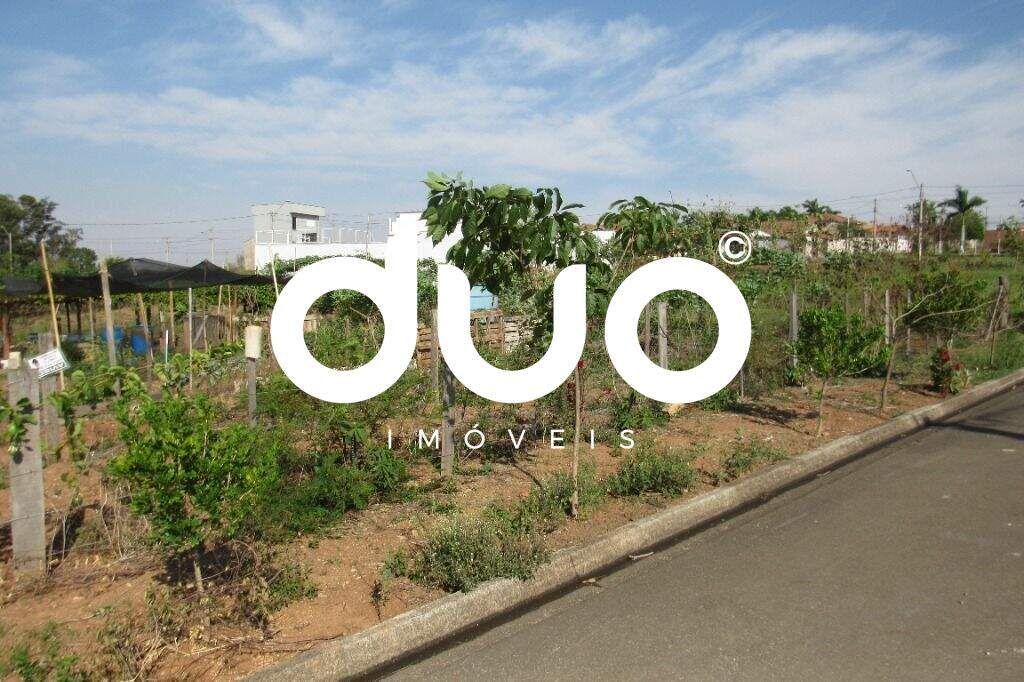 Terreno à venda no Residencial Santa Luzia: 