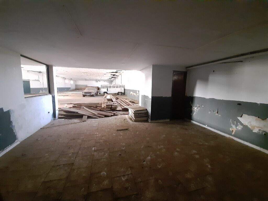 Barracão à venda no Vila Rezende: 