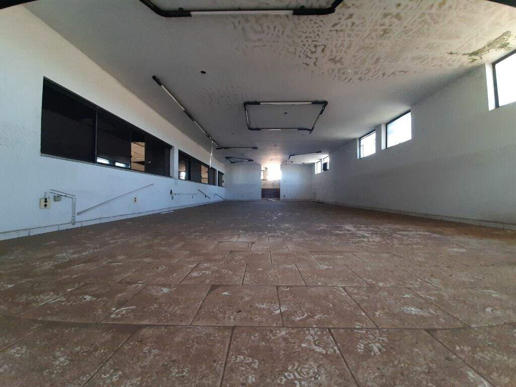 Barracão à venda no Vila Rezende: 