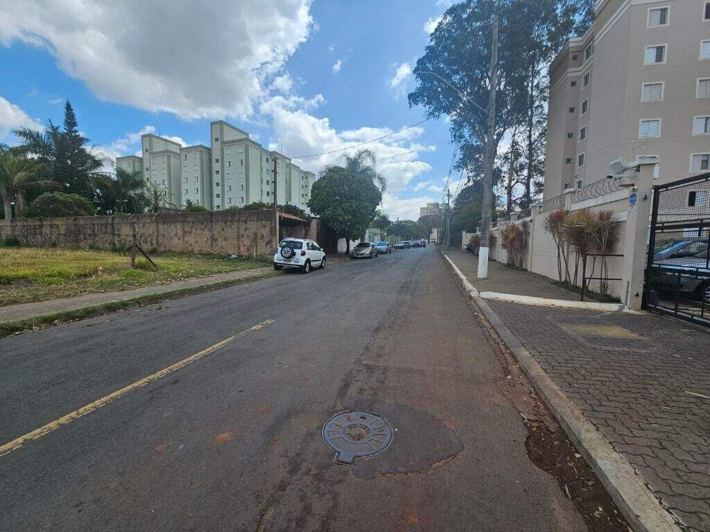 Apartamento à venda no Dois Córregos: 