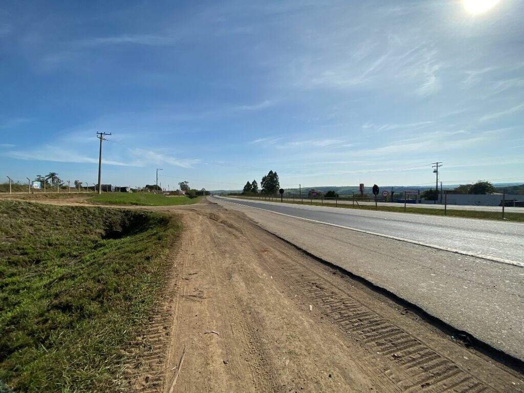 Área à venda no Caraça: 
