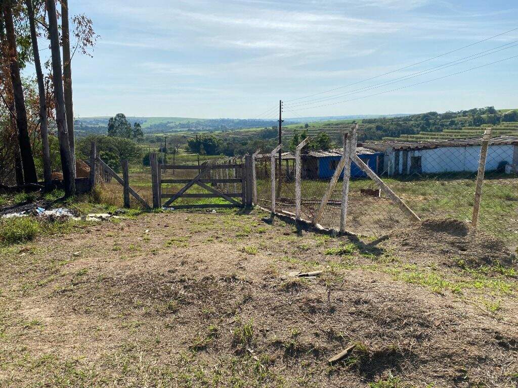 Área à venda no Caraça: 