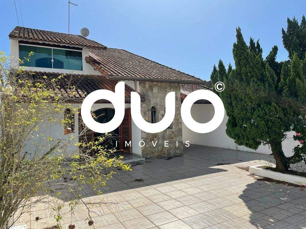 Casa à venda no Centro: 